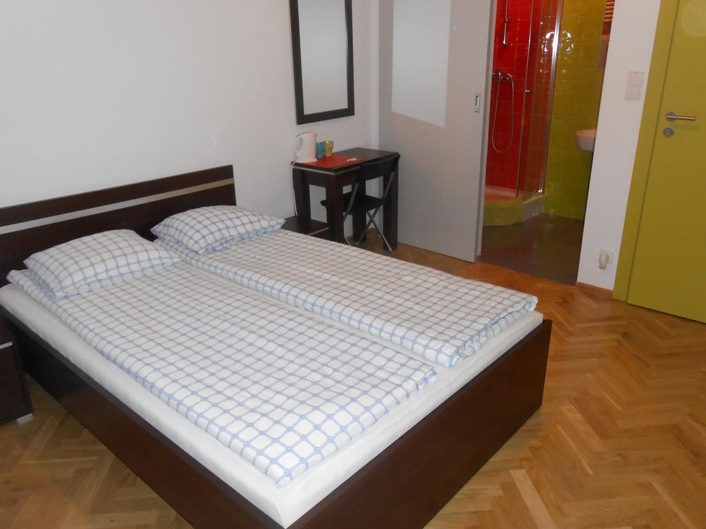 Lux Hostel - Z Prywatnymi Lazienkami غدينيا الغرفة الصورة